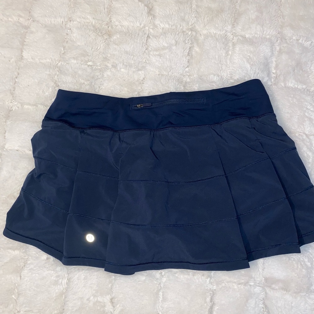 Lululemon ruffle skirt.